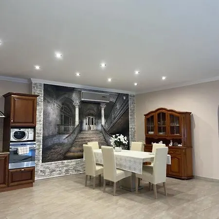 Mc. Maganszallas-debrecen Apartament *